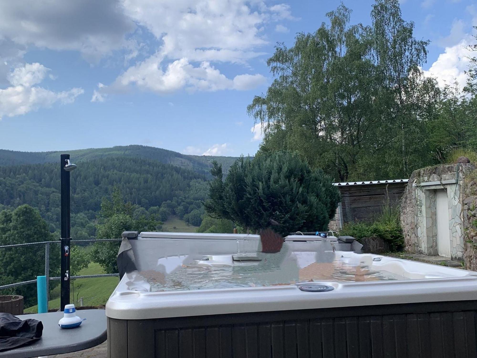 Majestic Holiday Home With Jacuzzi Unterschönau Exterior foto